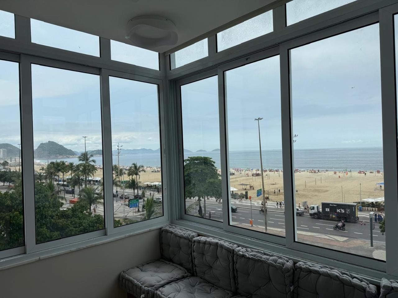 Apartamento Real 309 - Beachfront On Copacabana With 3 Bedrooms